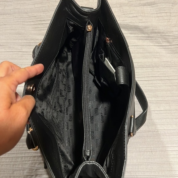 Hamilton Tote by Michael Kors Purse NWT - Picture 6 of 10